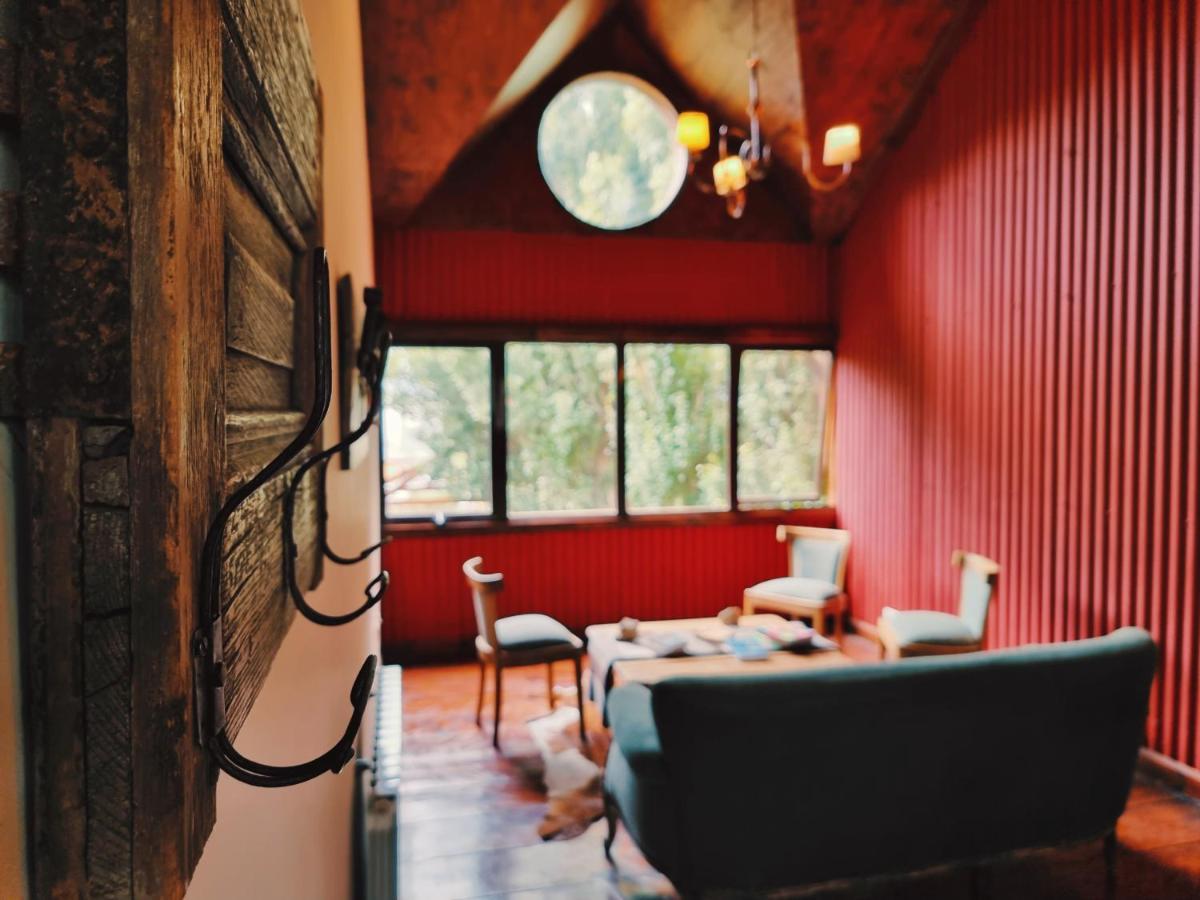 Hosteria Cauquenes De Nimez El Calafate Exterior photo