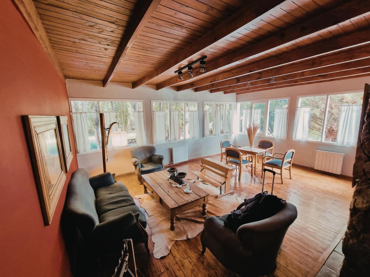 Hosteria Cauquenes De Nimez El Calafate Exterior photo