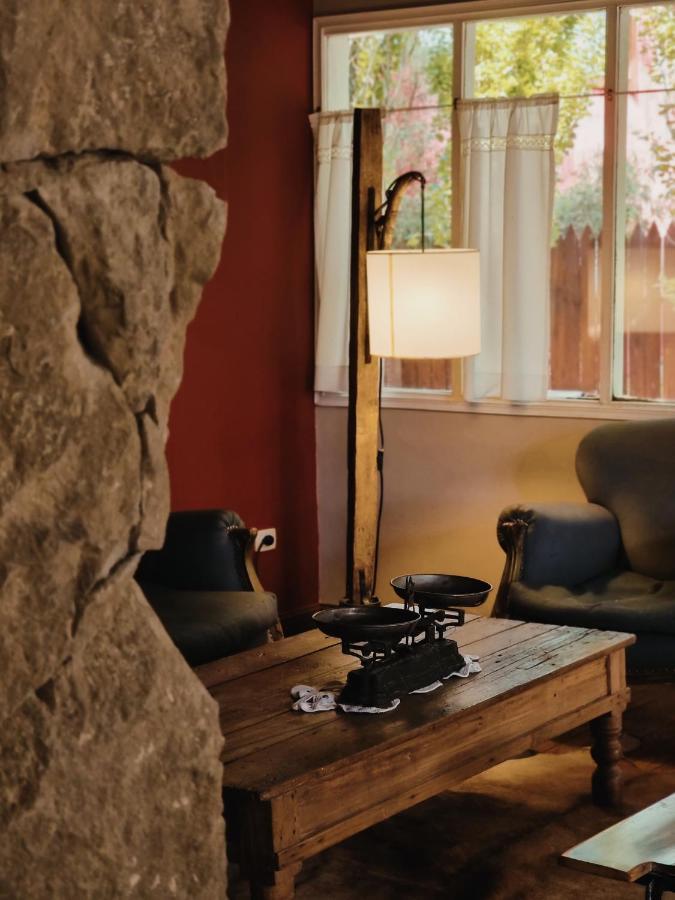 Hosteria Cauquenes De Nimez El Calafate Exterior photo
