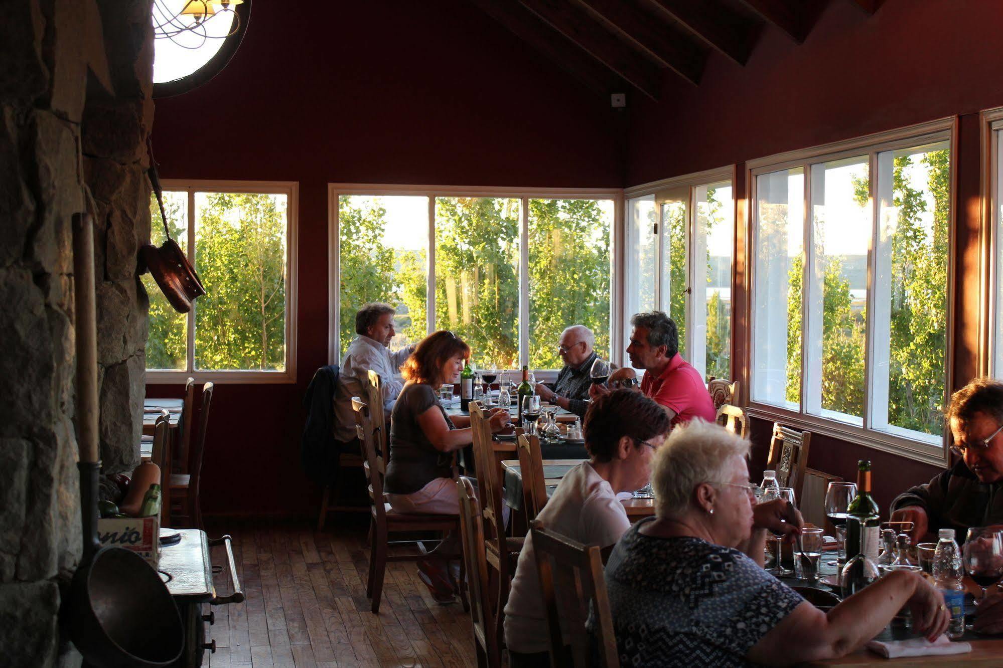 Hosteria Cauquenes De Nimez El Calafate Exterior photo